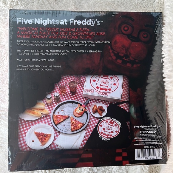 Kitchen New Sealed Five Nights At Freddys Freddy Fazbears Pizza Kit